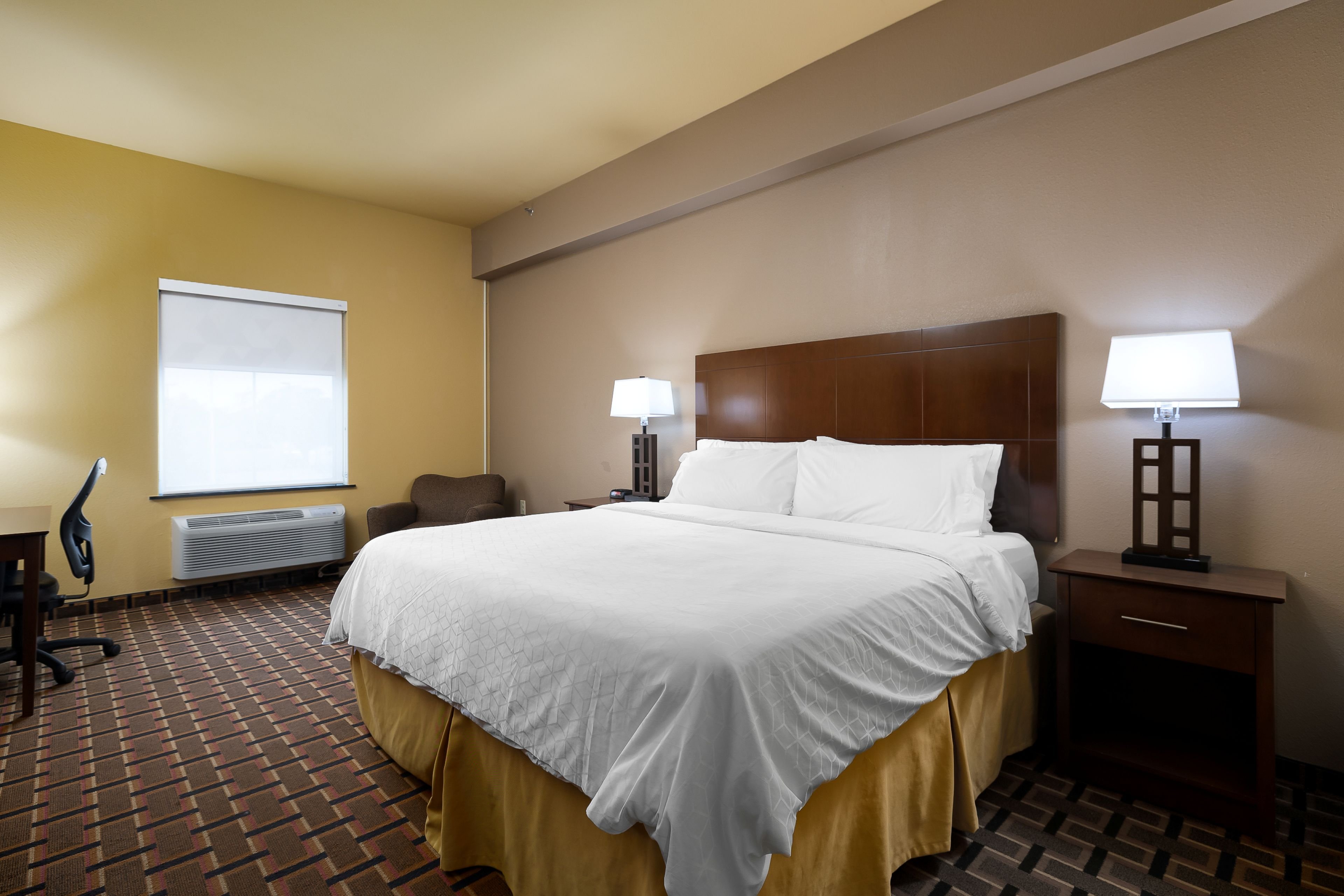 Leisure, King Bed