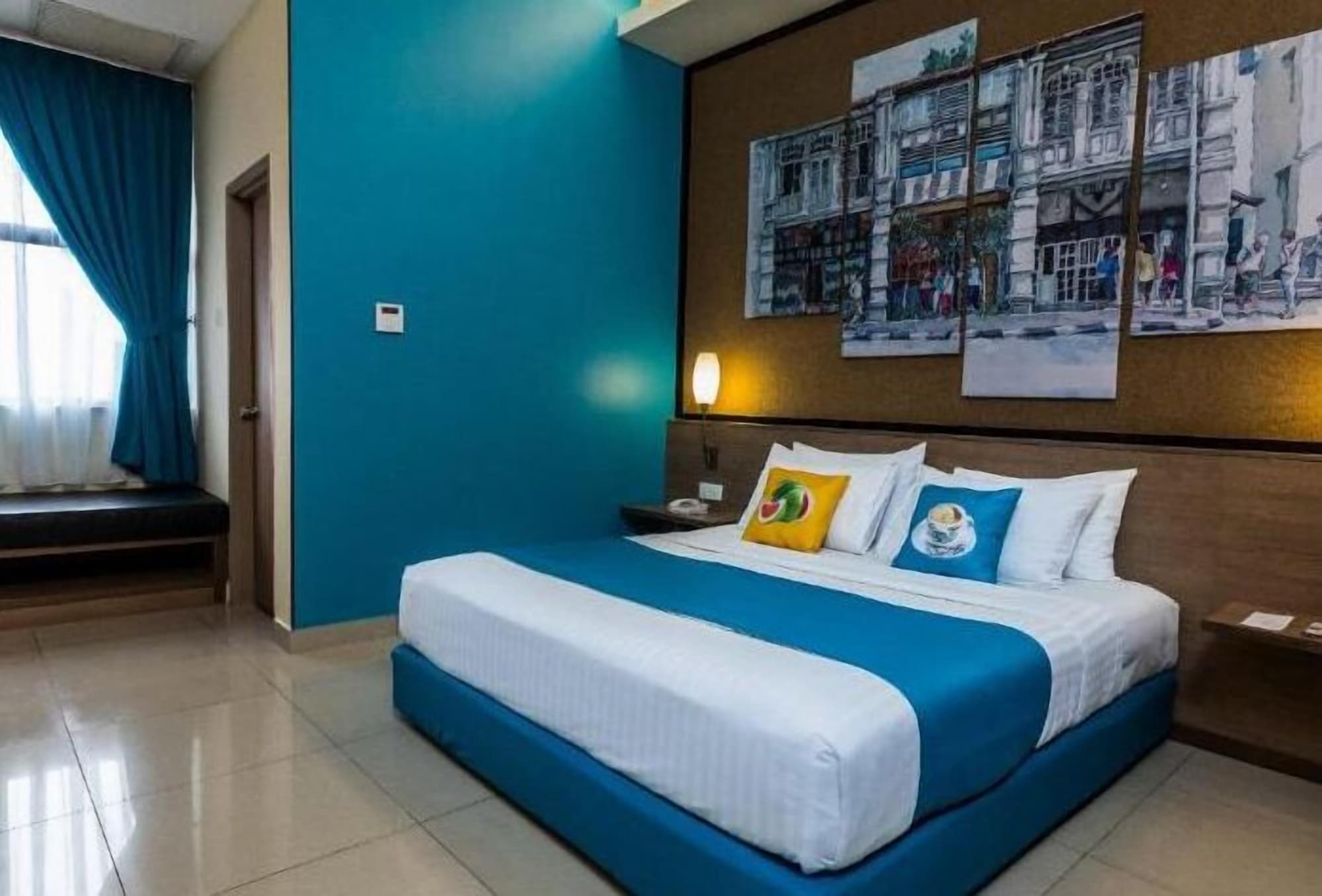 EXOTIC TWIN ROOM