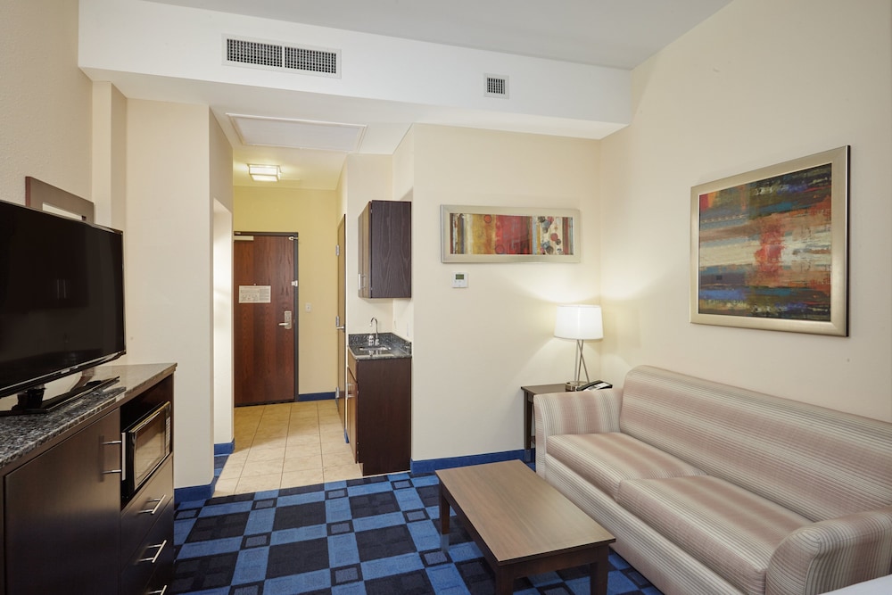 Holiday Inn Express Hotel And Suites Columbia Univ Area Hwy 63 45/63