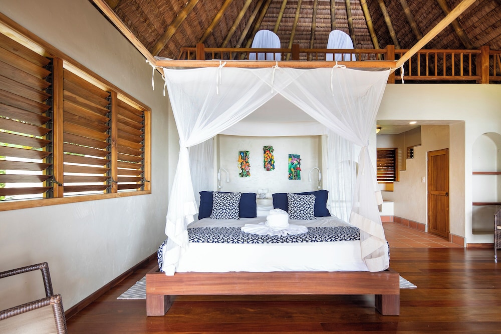 Bosque del Cabo Rain Forest Lodge 11/42