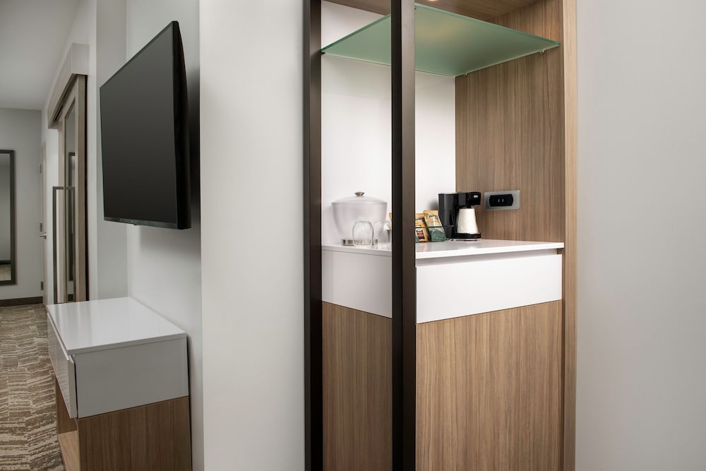 SpringHill Suites by Marriott Cincinnati Mason 31/37