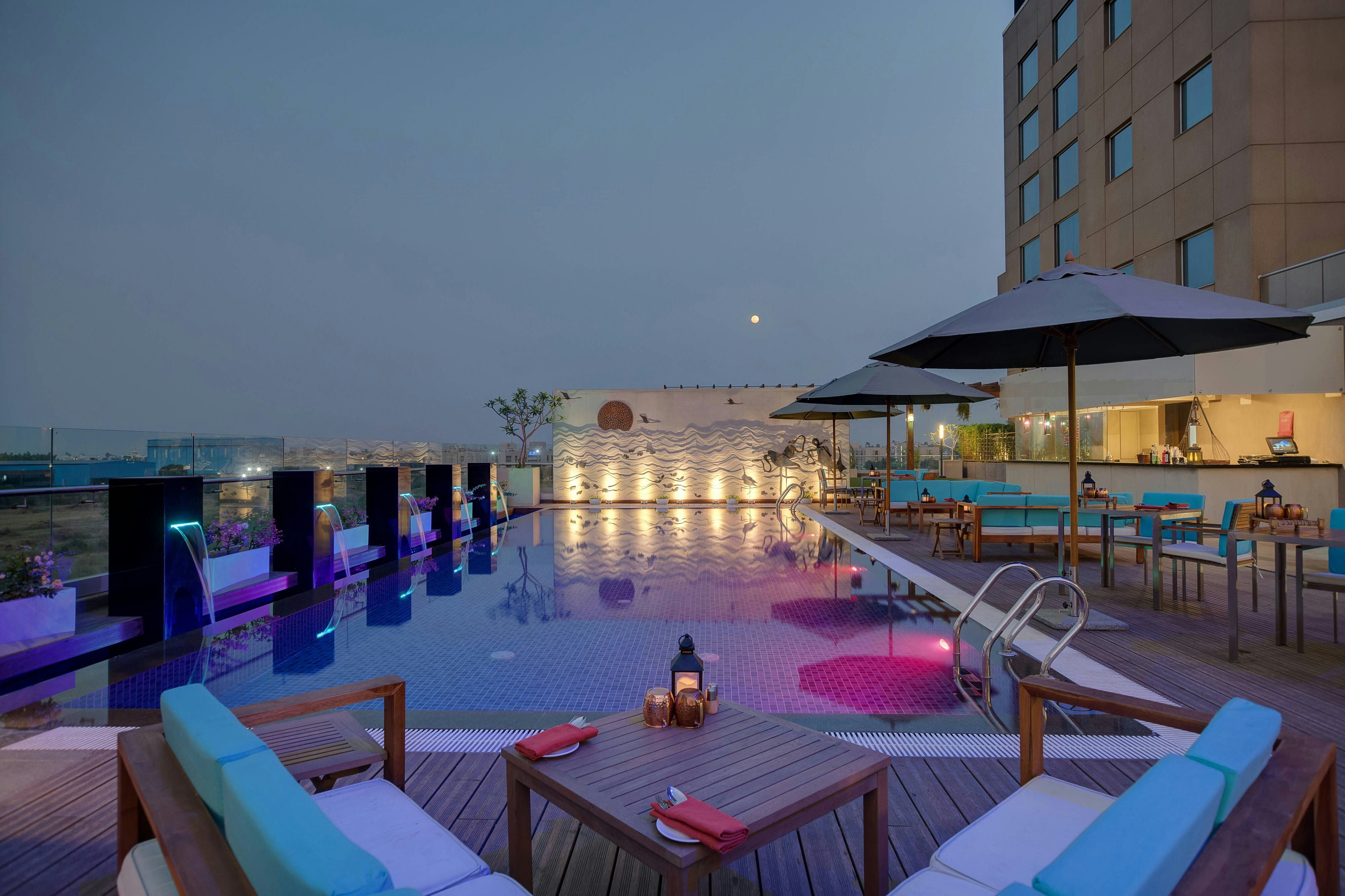 Courtyard Surat 18/31