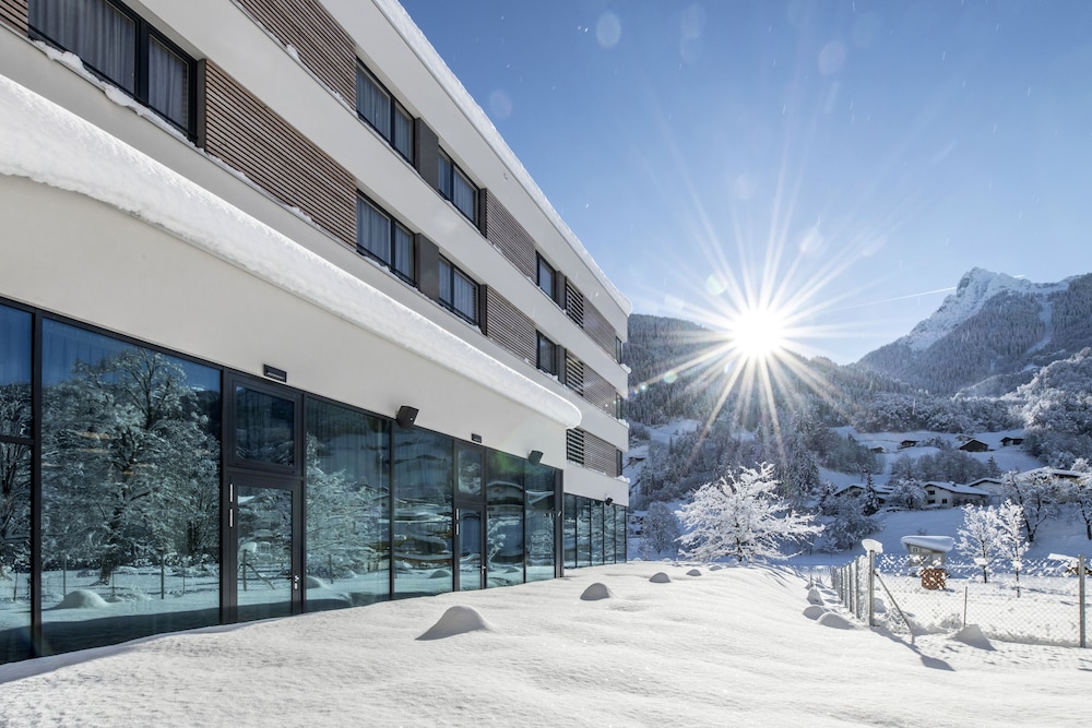 TUI BLUE Montafon 4/43