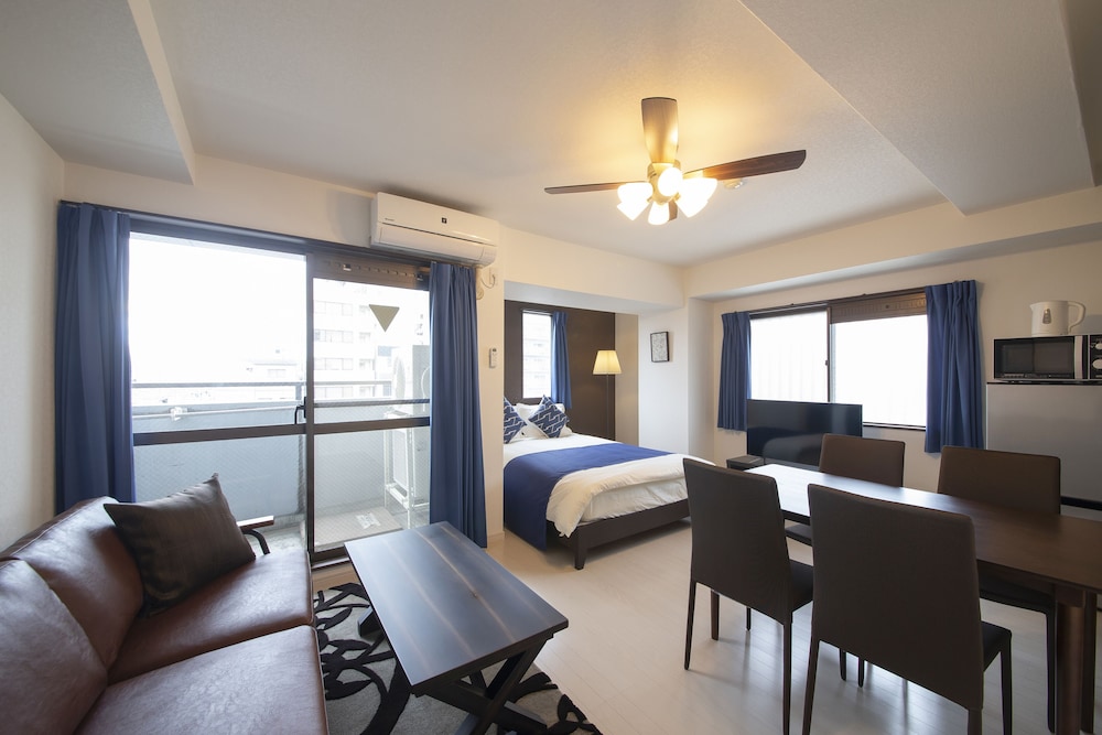 Crice Hotel 11/50