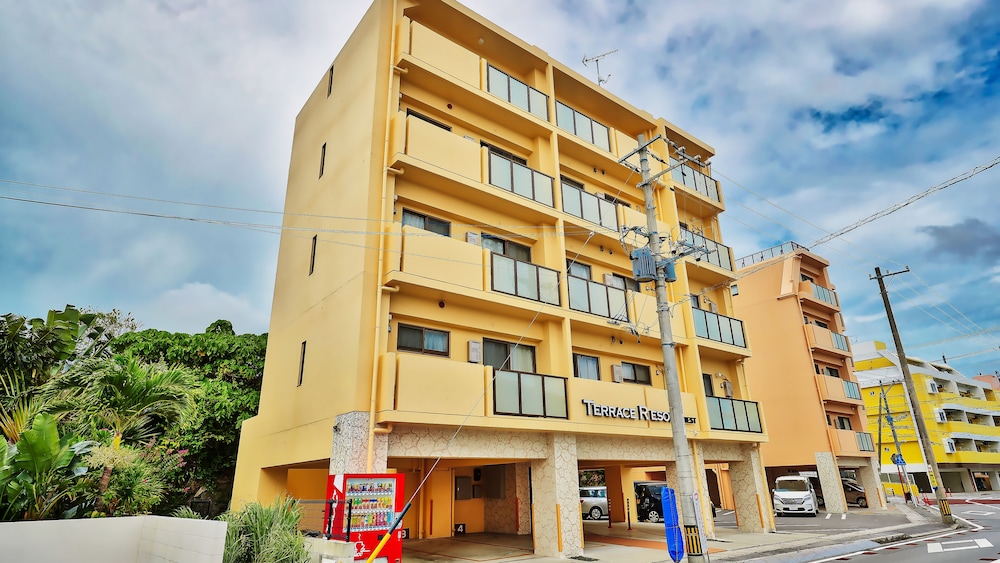 Terrace Resort Chatan West 3/42