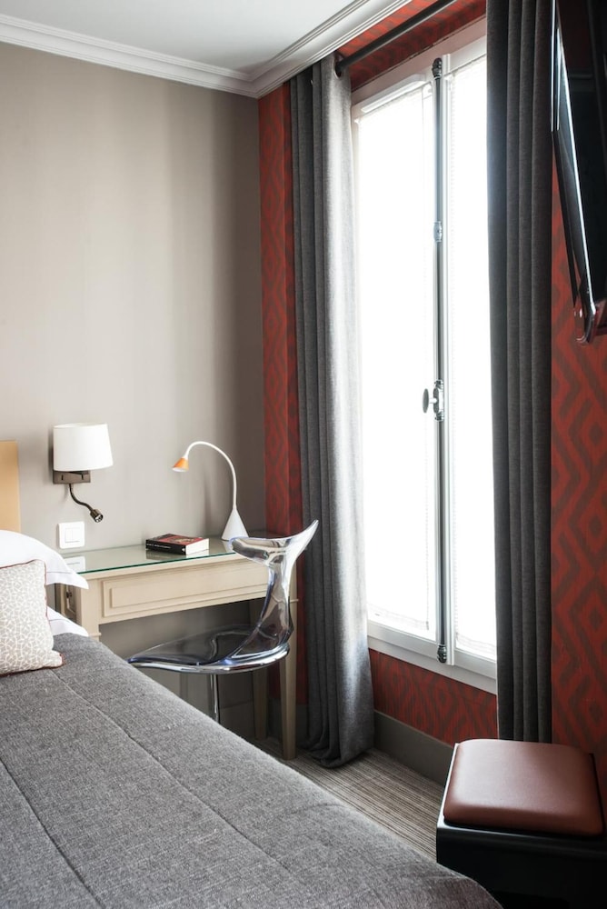 Hotel Apollon Montparnasse 18/43