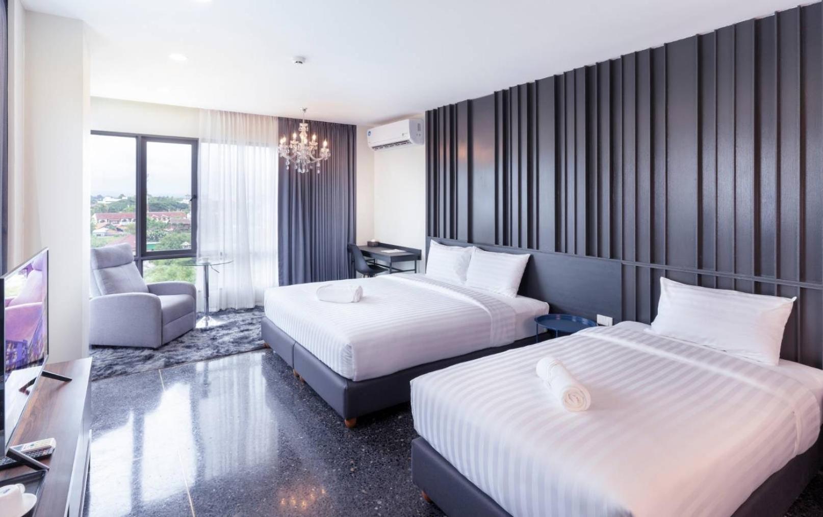 Room at Sibtis – The Art Gallery Hotel, LAMPANG