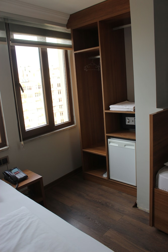 Nur Hotel 17/33