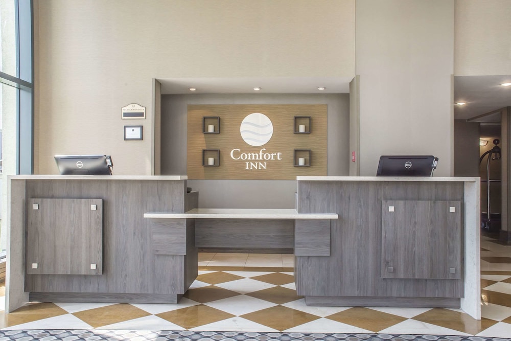 Comfort Inn Fallsview Niagara 8/37