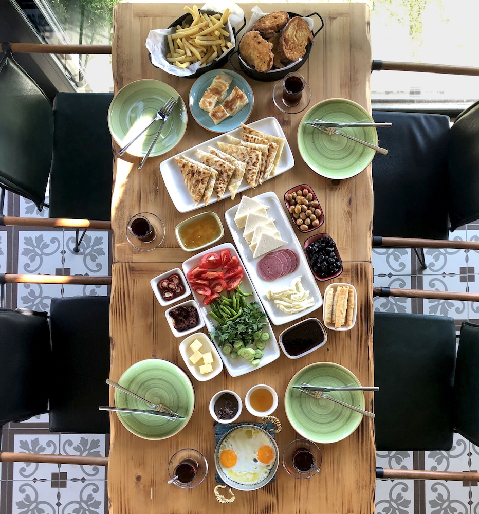 8 Rooms Boutique Hotel 22/50