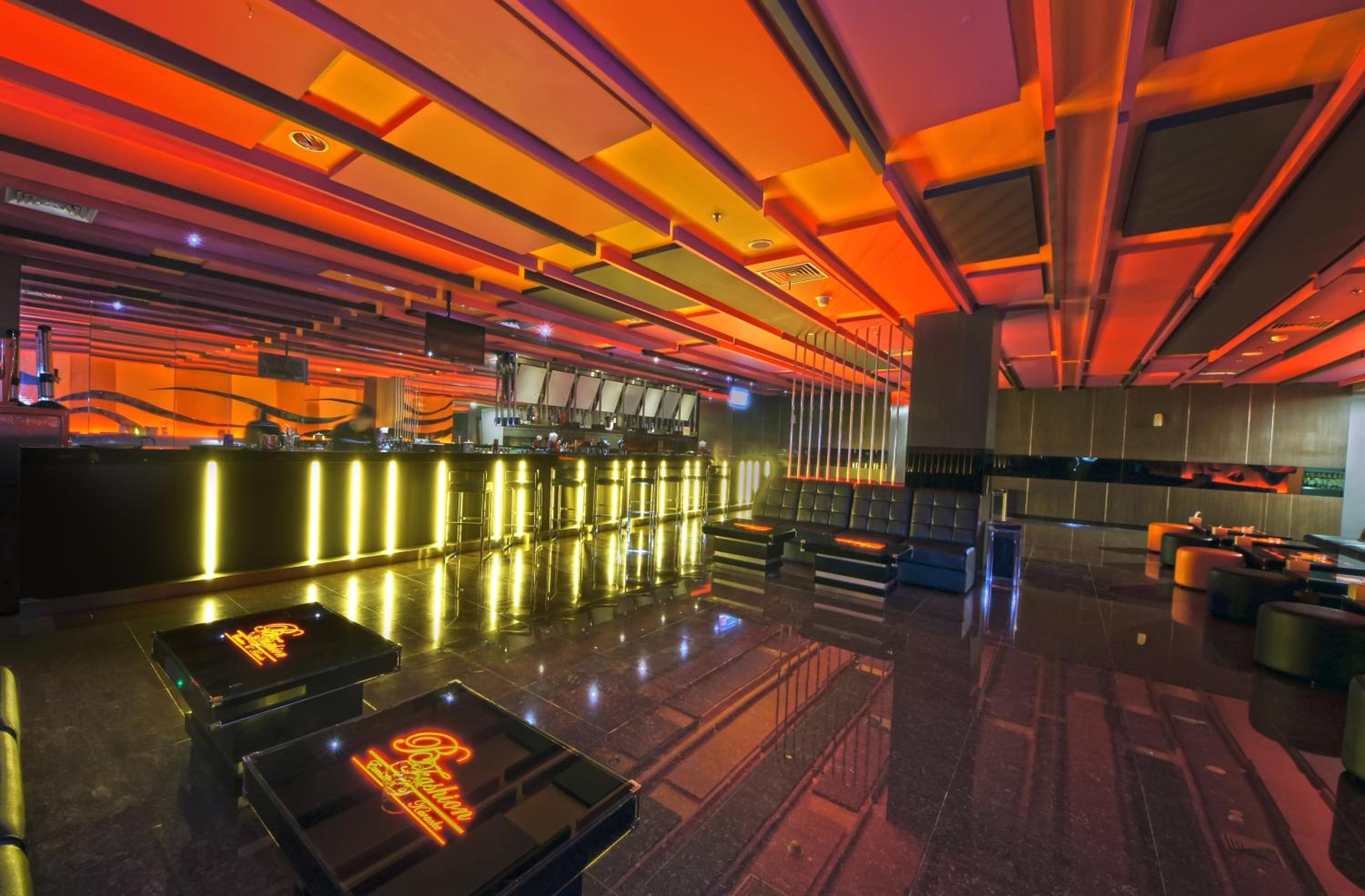 B FASHION HOTEL 42/46