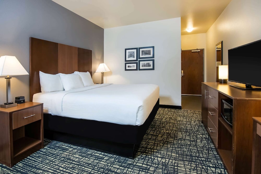 La Quinta Inn & Suites by Wyndham Morgantown 12/60