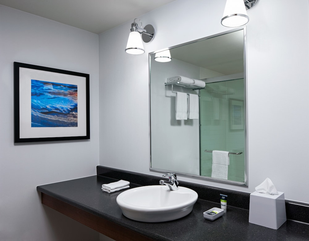 Four Points by Sheraton Edmundston Hotel & Conference Center 7/27
