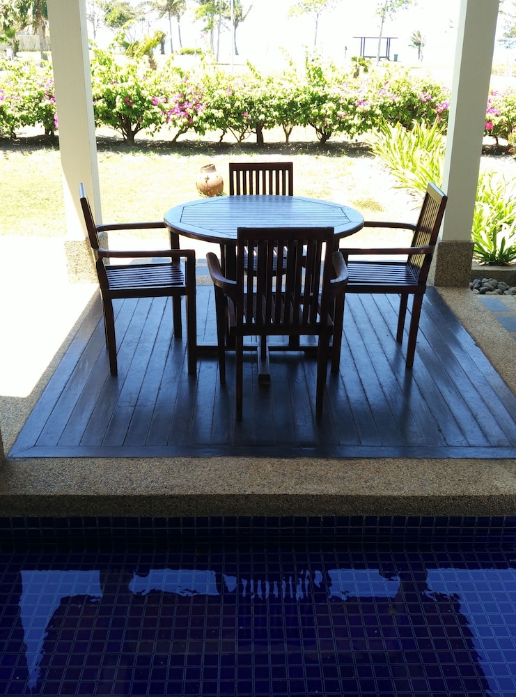 Sabah Beach Villas Suites 16/63