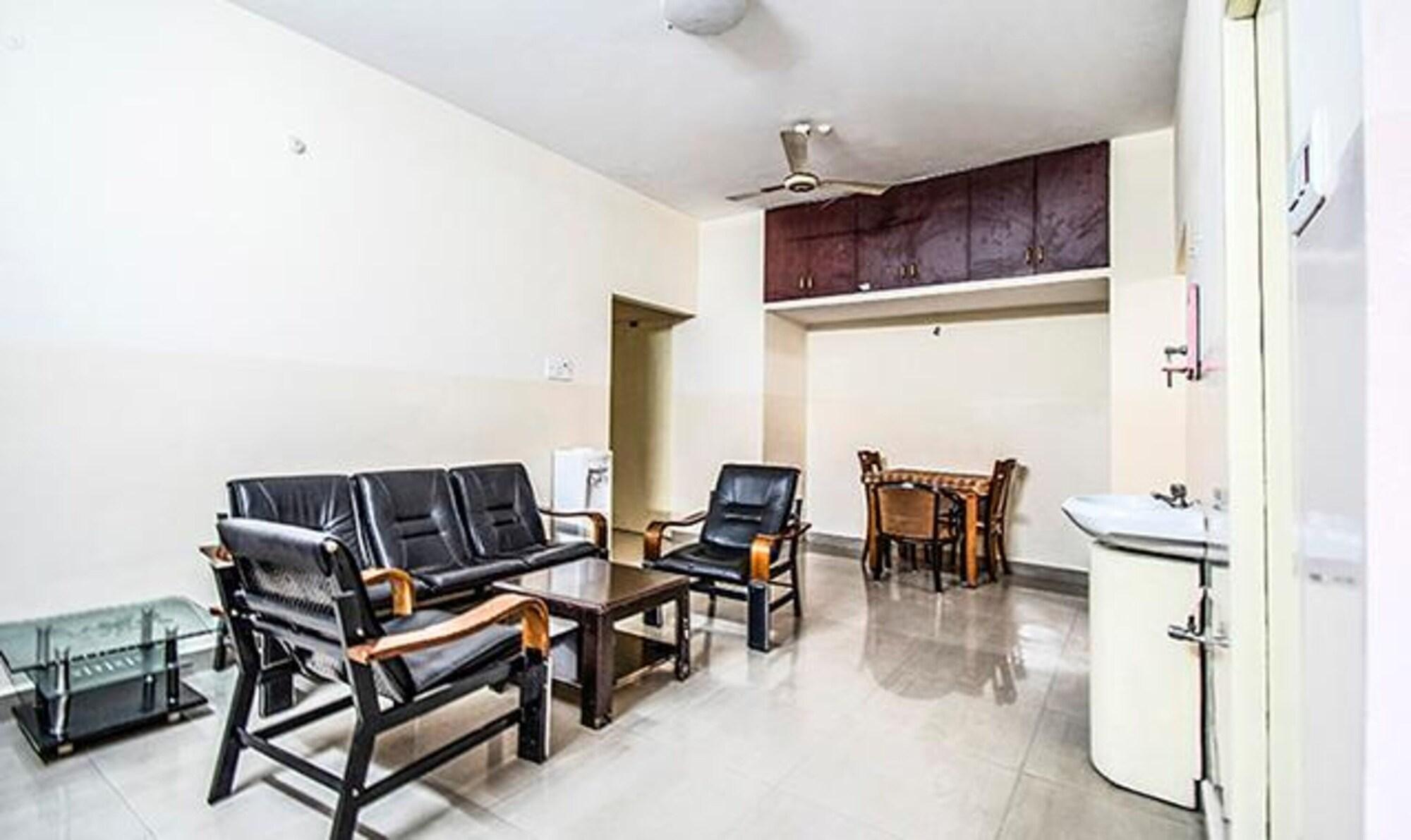 Fabhotel Aditya Yatri Nivas 20/26