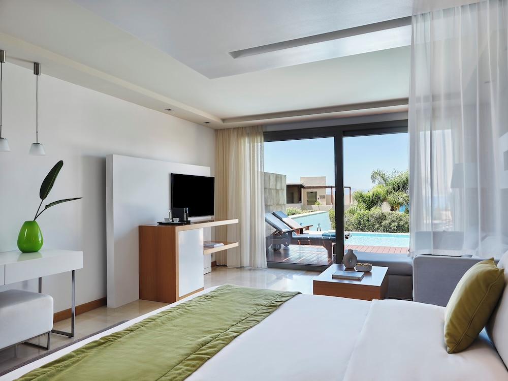 AMUS, SUITE, INLAND VIEW, PRIVATE POOL