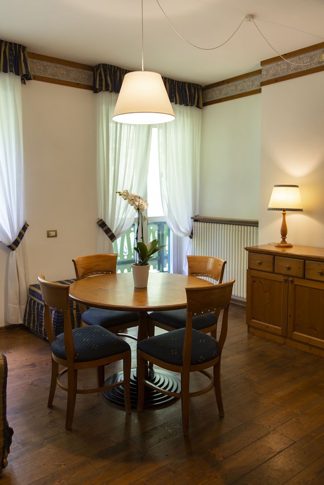 GRAND HOTEL MISURINA 68/87