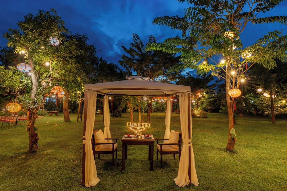 RiverTown Hoi An Resort & Spa 57/65