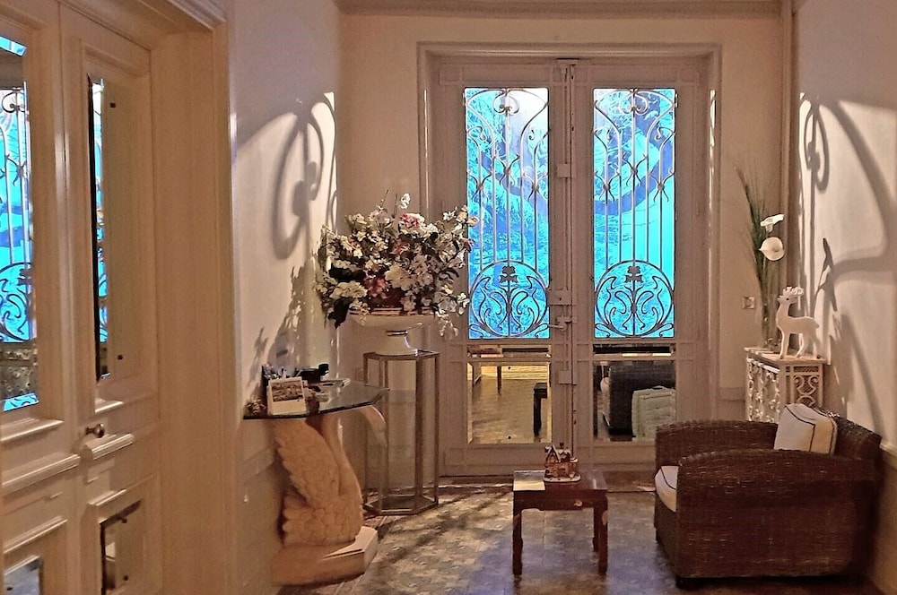 Villa Castel Chambres dHotes 20/45
