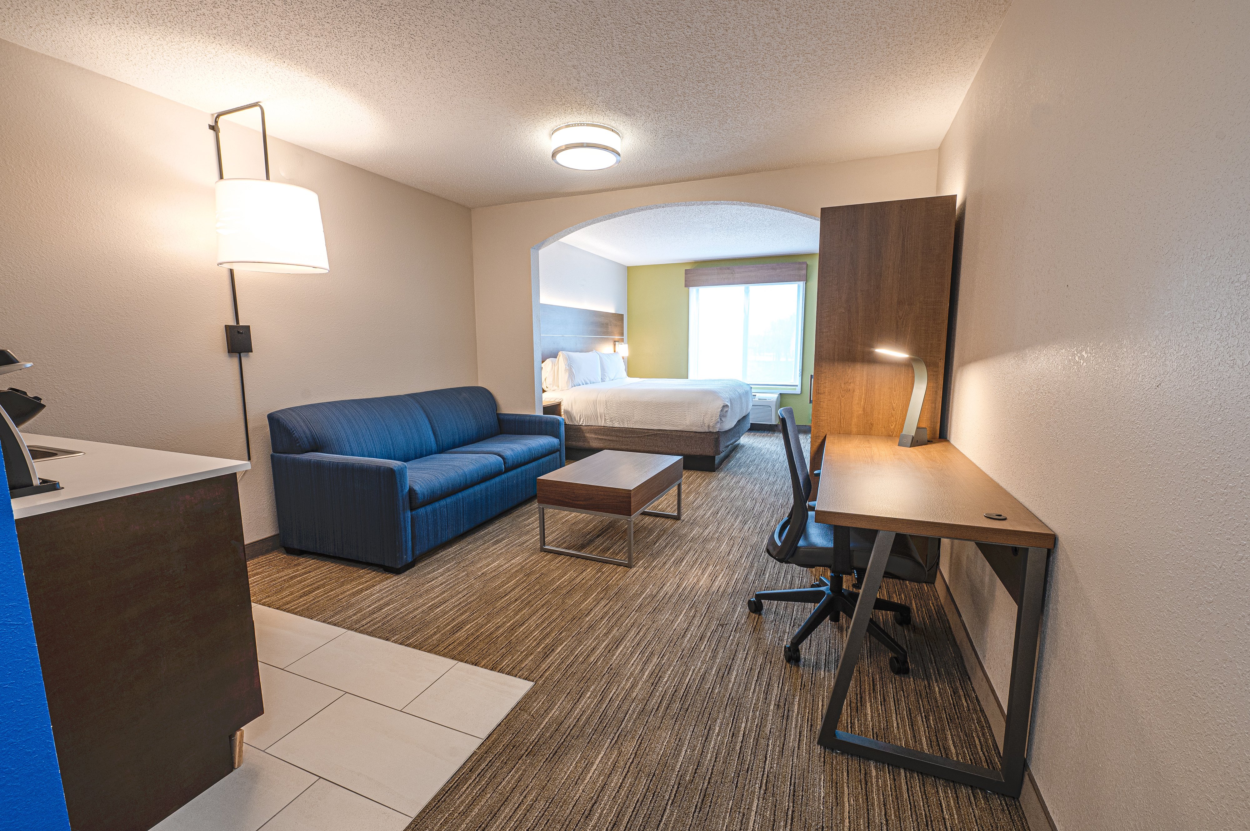 Holiday Inn Express Hotel Suites Goshen 47/75