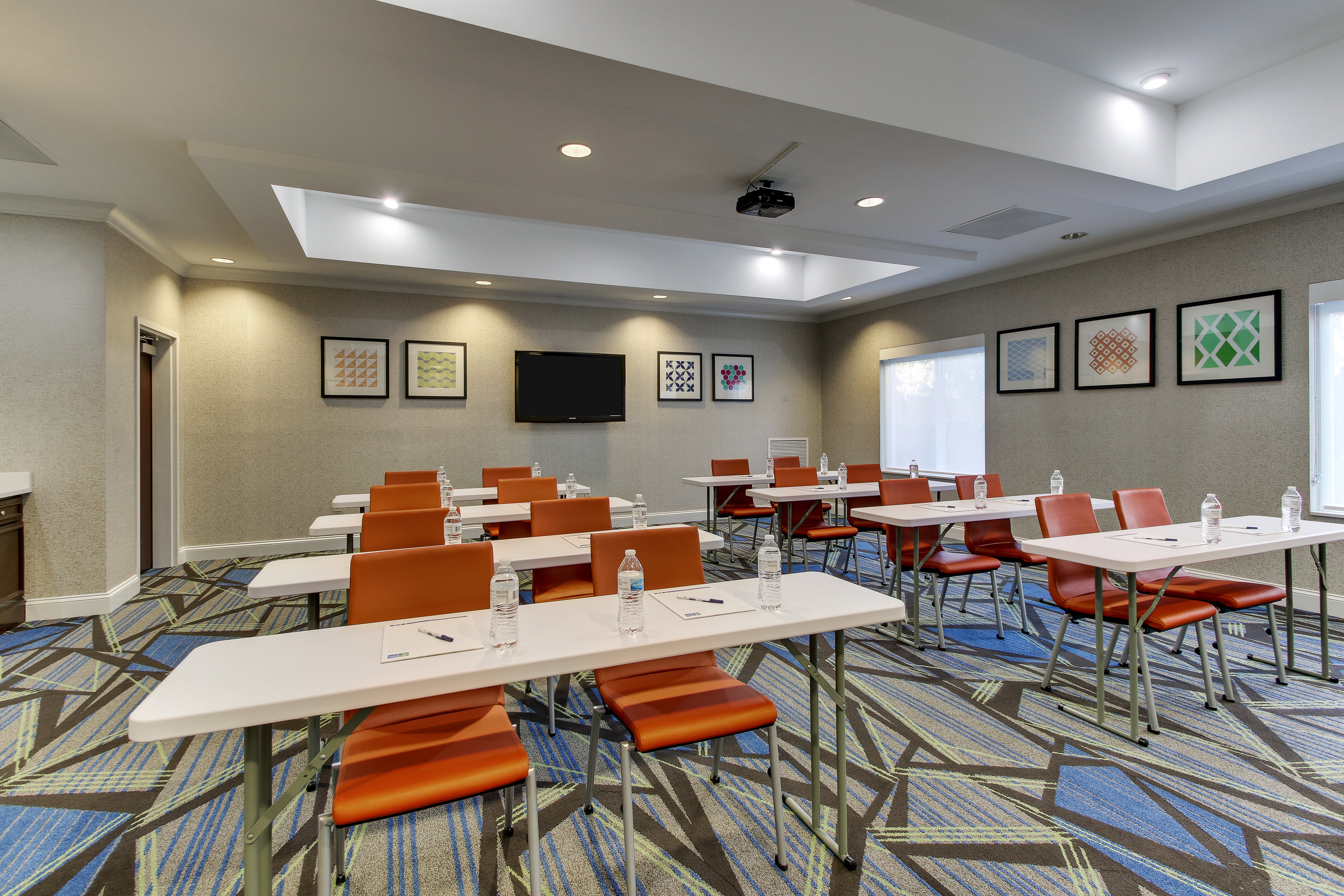Holiday Inn Express Hotel And Suites Columbus Ft Benning 34/36