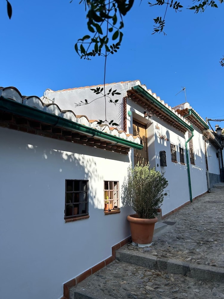 Solar De Montes Claros 3/50