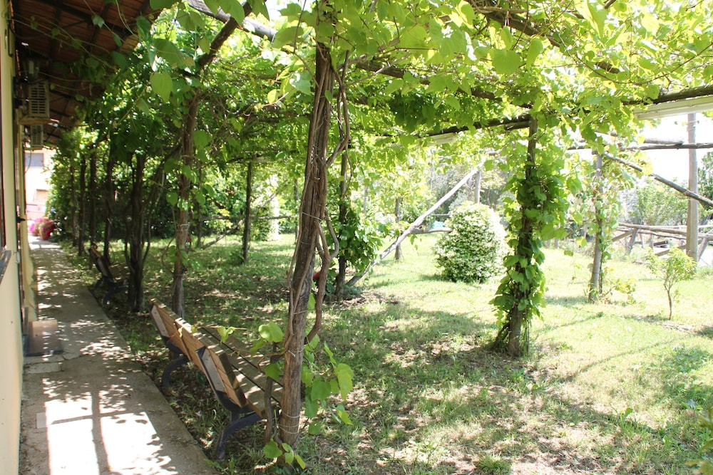 Agriturismo Piccolo Paradiso 72/74