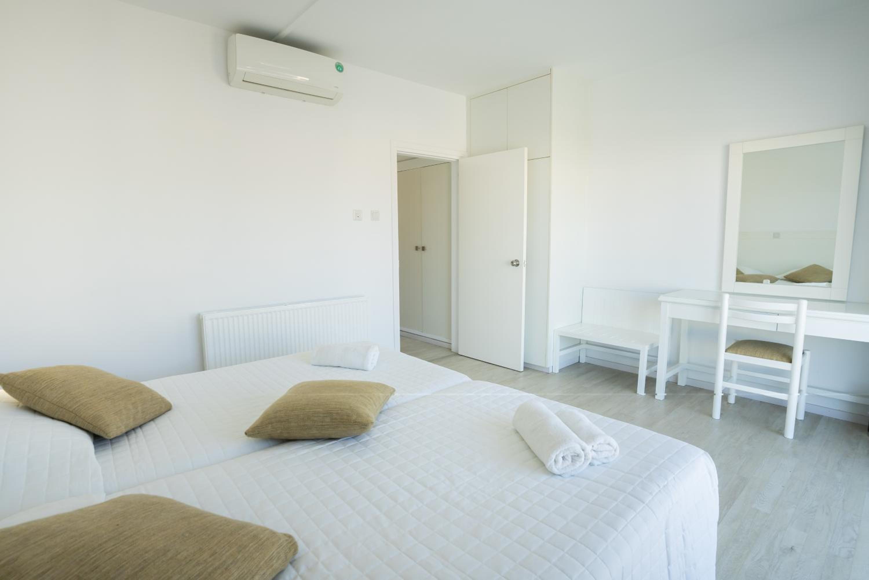 Liquid Hotel Apartments 22/62