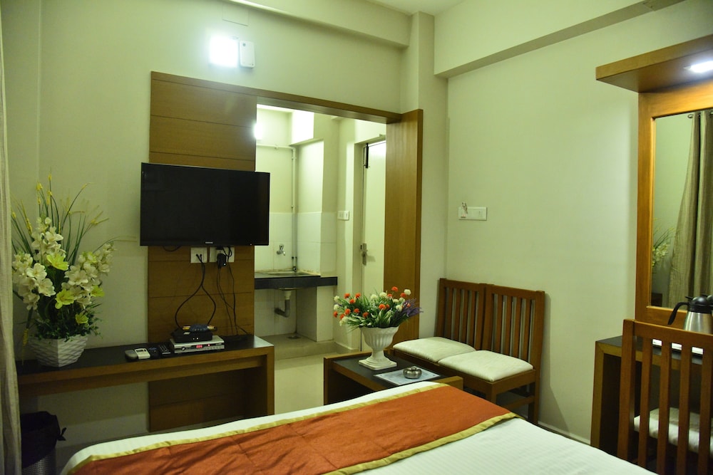 Zaith Residency 47/62