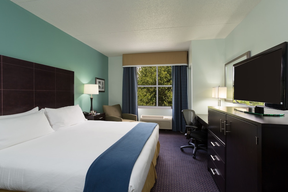 Holiday Inn Express Hotel Suites Plant City 20/70