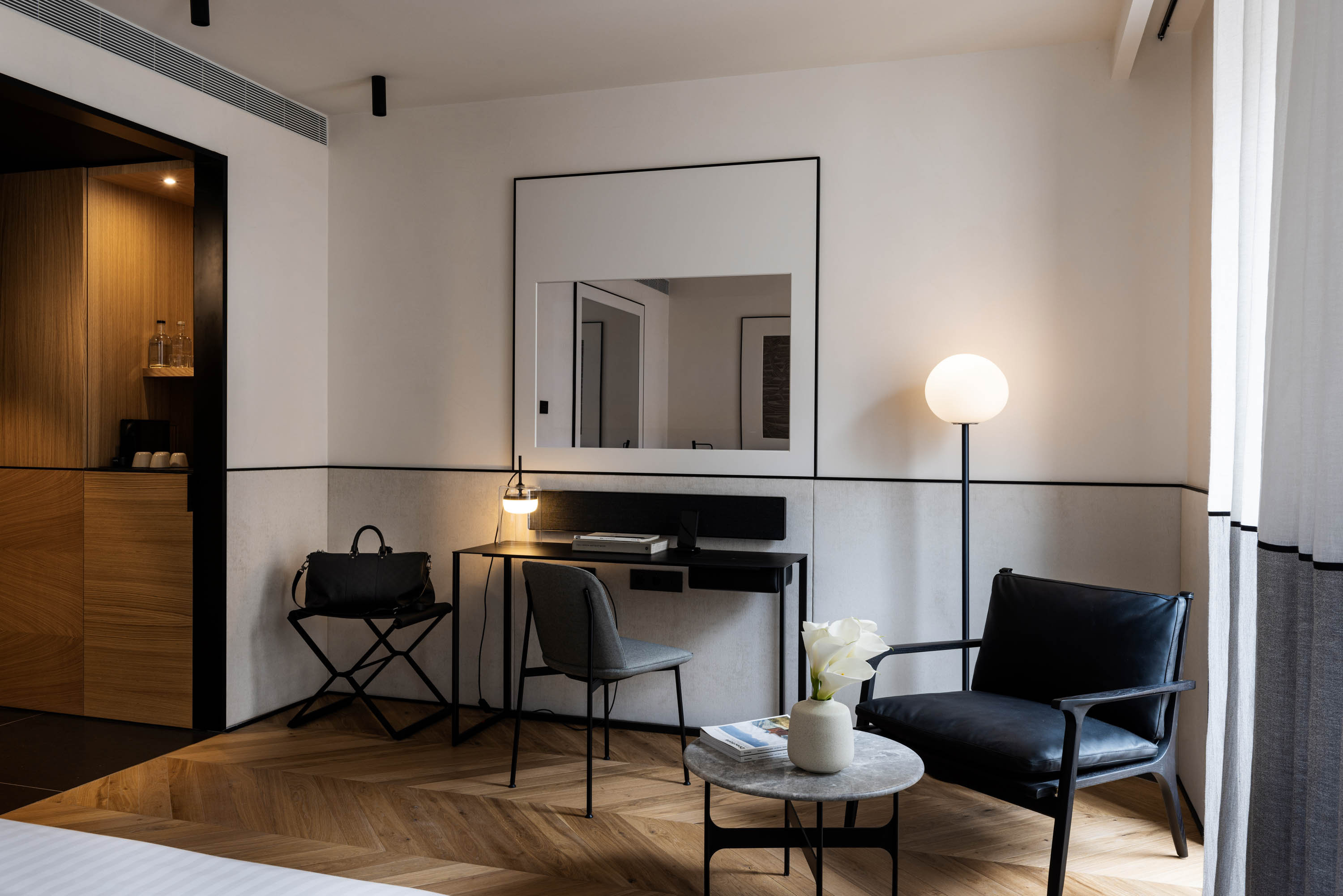 Juno Hotel Sofia, a Member of Design Hotels 16/26