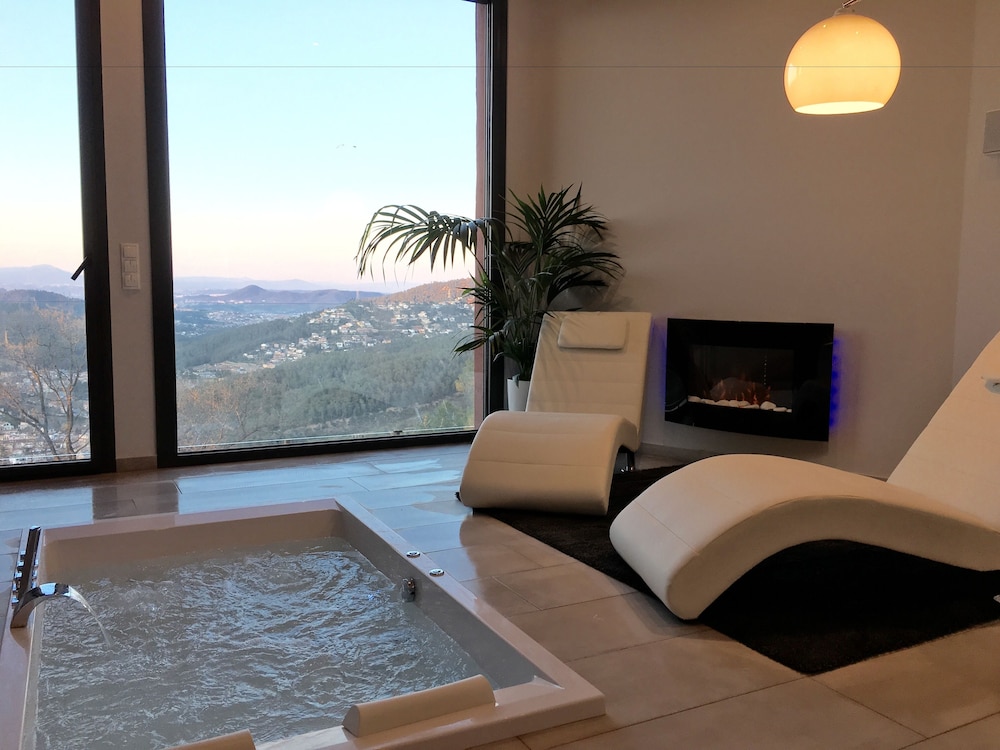 Hotel Petit Mirador 52/66