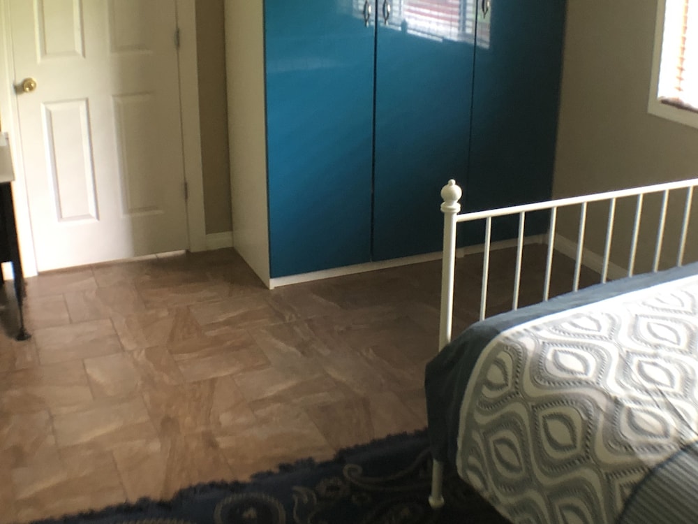 Brother Li Homestay [VR] 30/67