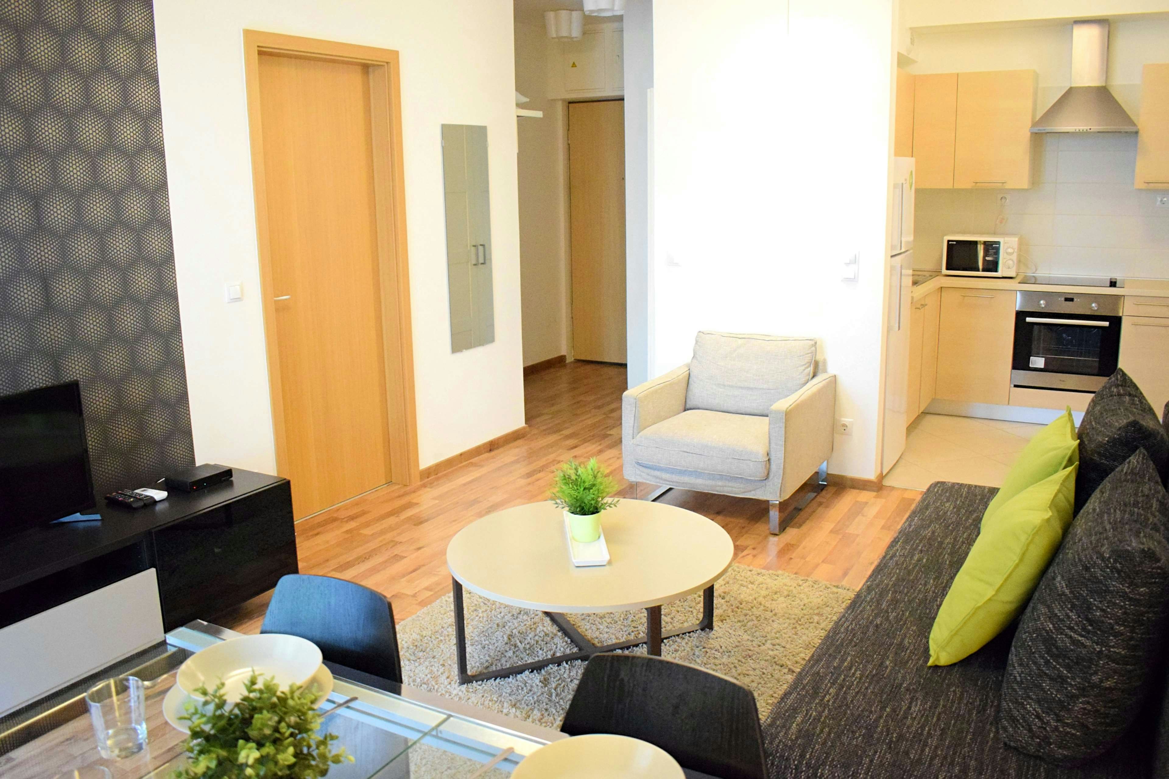 CORVIN CENTER SUITES 52/87