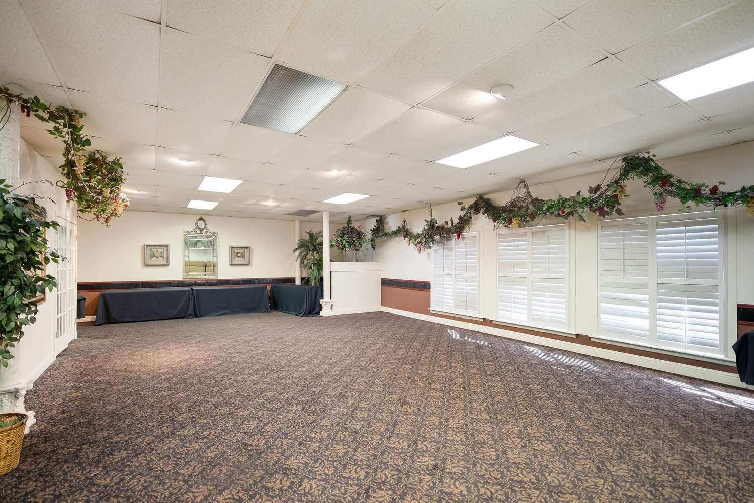 Quality Inn Suites Lufkin 9/34