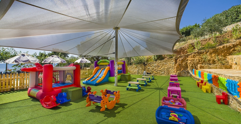 Adrina Resort And Spa 38/50