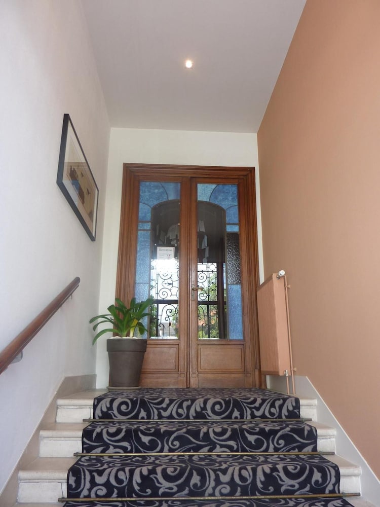 Villa Élyane 7/50