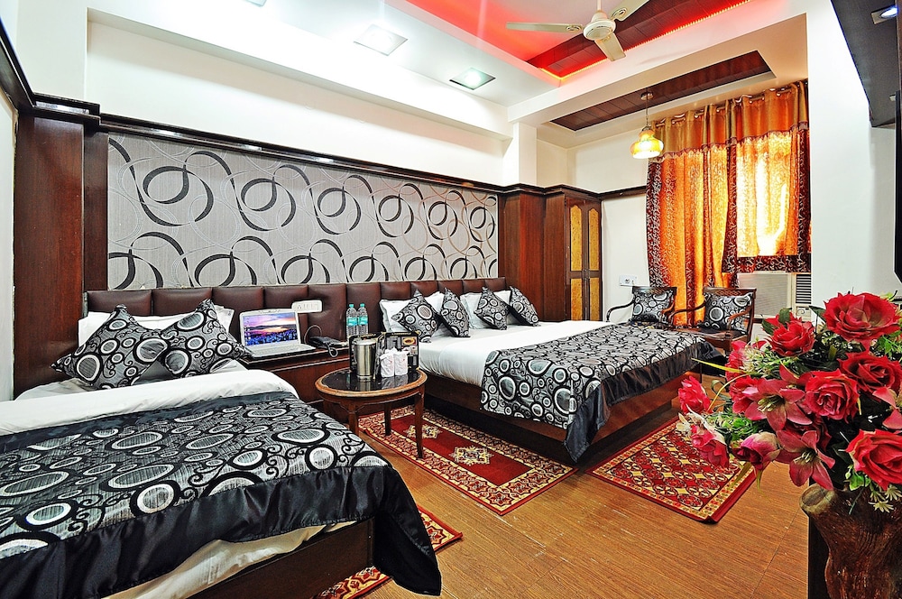 Standard, Triple, 3 Beds, City View