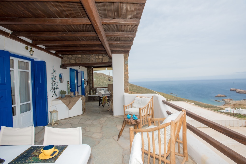 Sea Breeze Balcony Of Mykonos 10/31