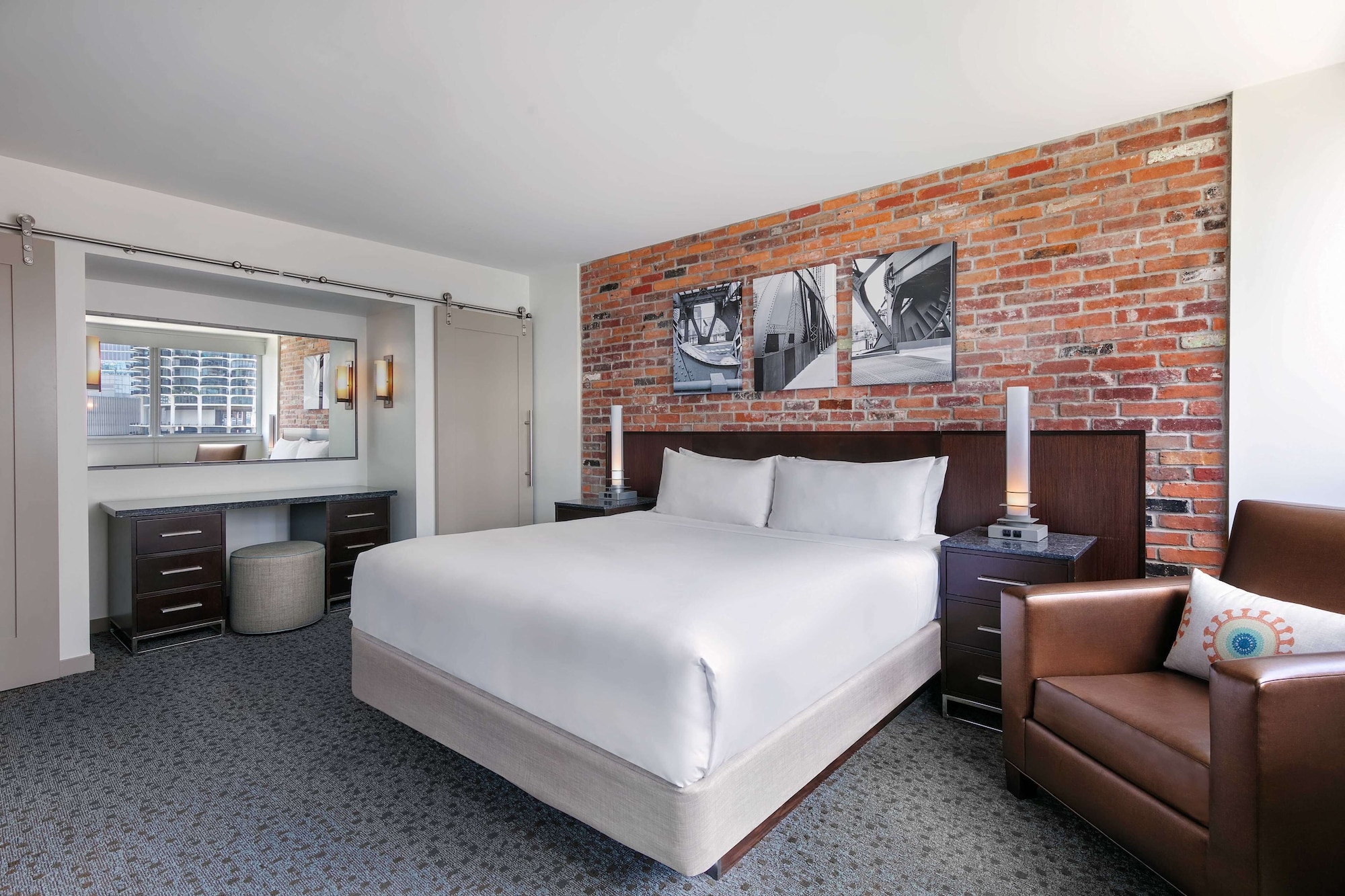 Lasalle, Superior, Suite, King Bed