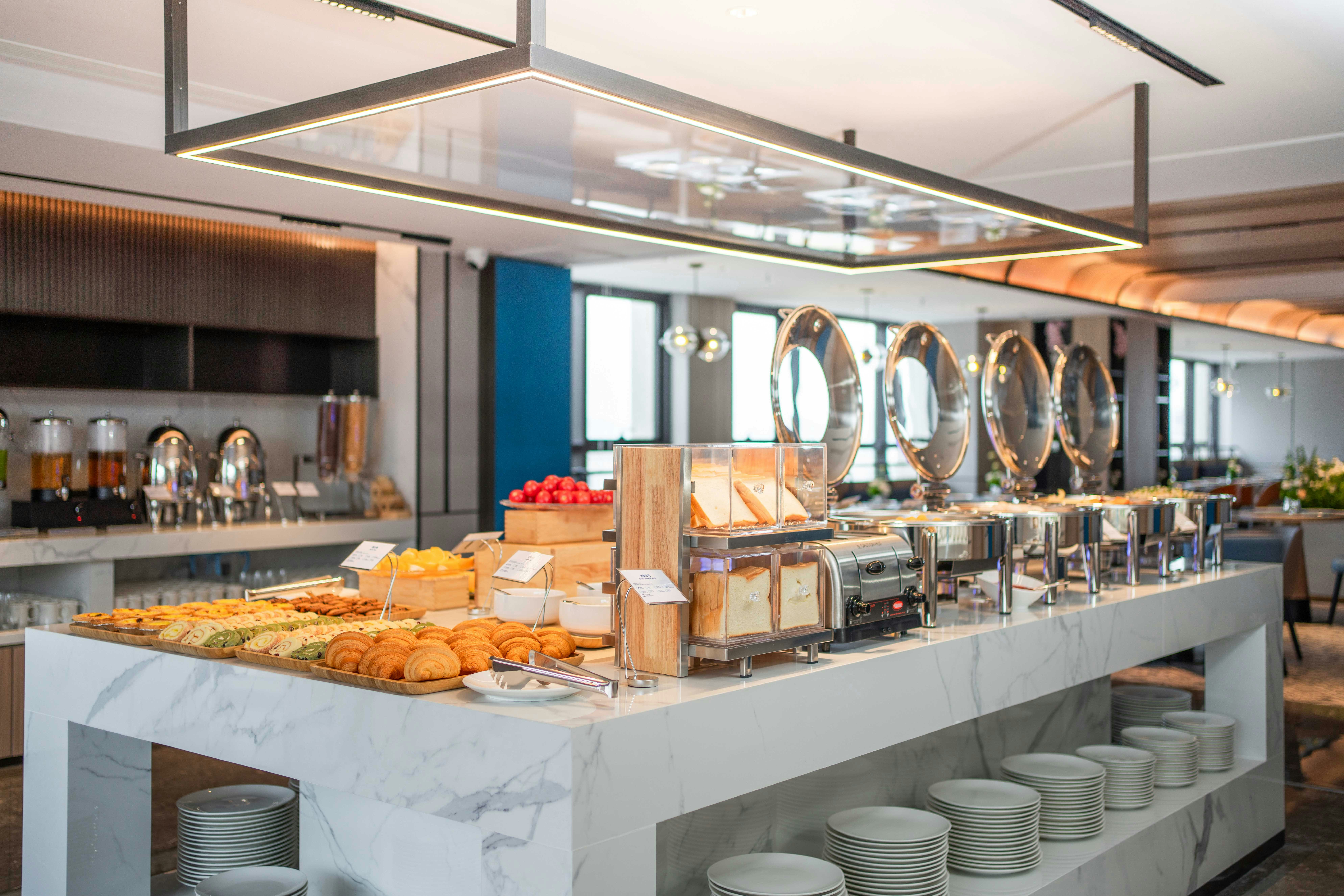 Holiday Inn Express Shantou Chenghai 42/48