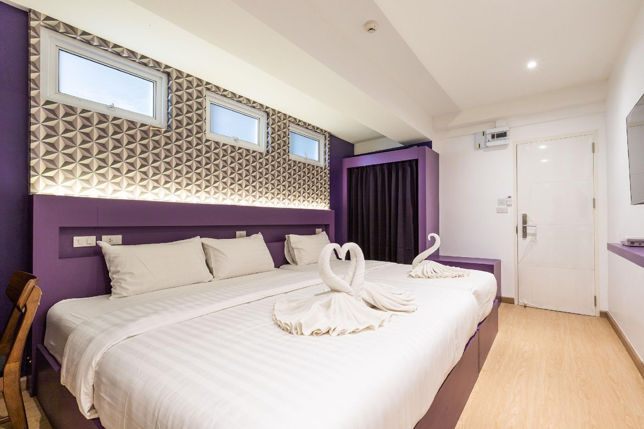 Deluxe, Triple, Single Bed