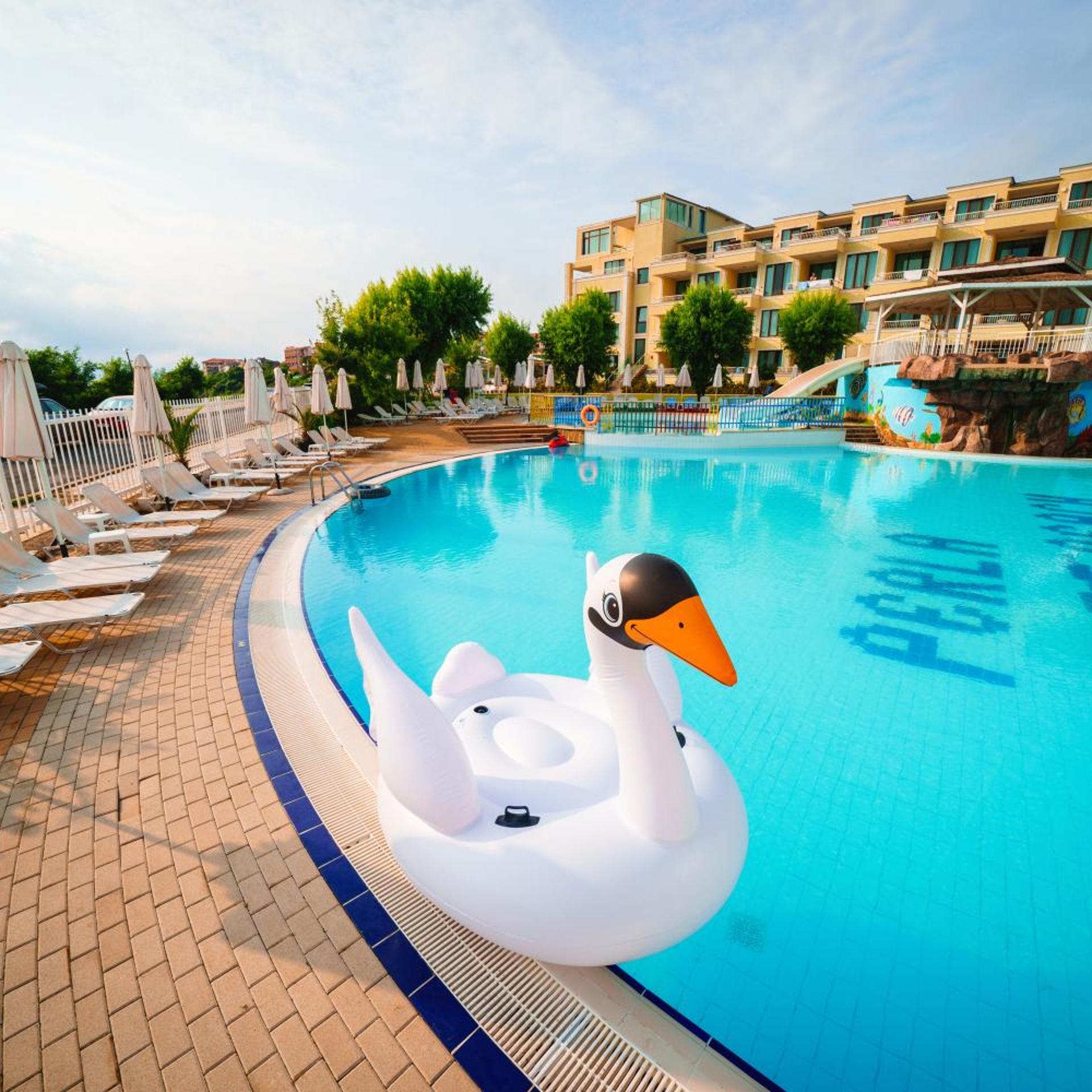 Perla Beach Hotel III 26/50