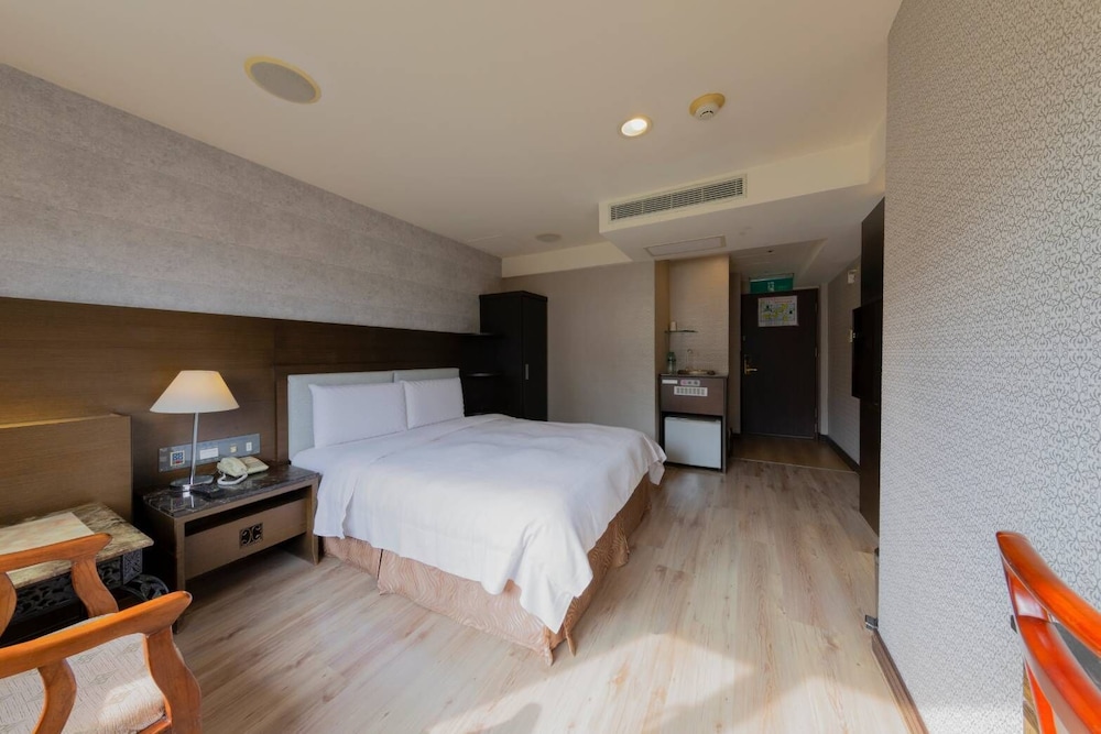 Shihzuwan Hotel - Kaohsiung Station 22/44
