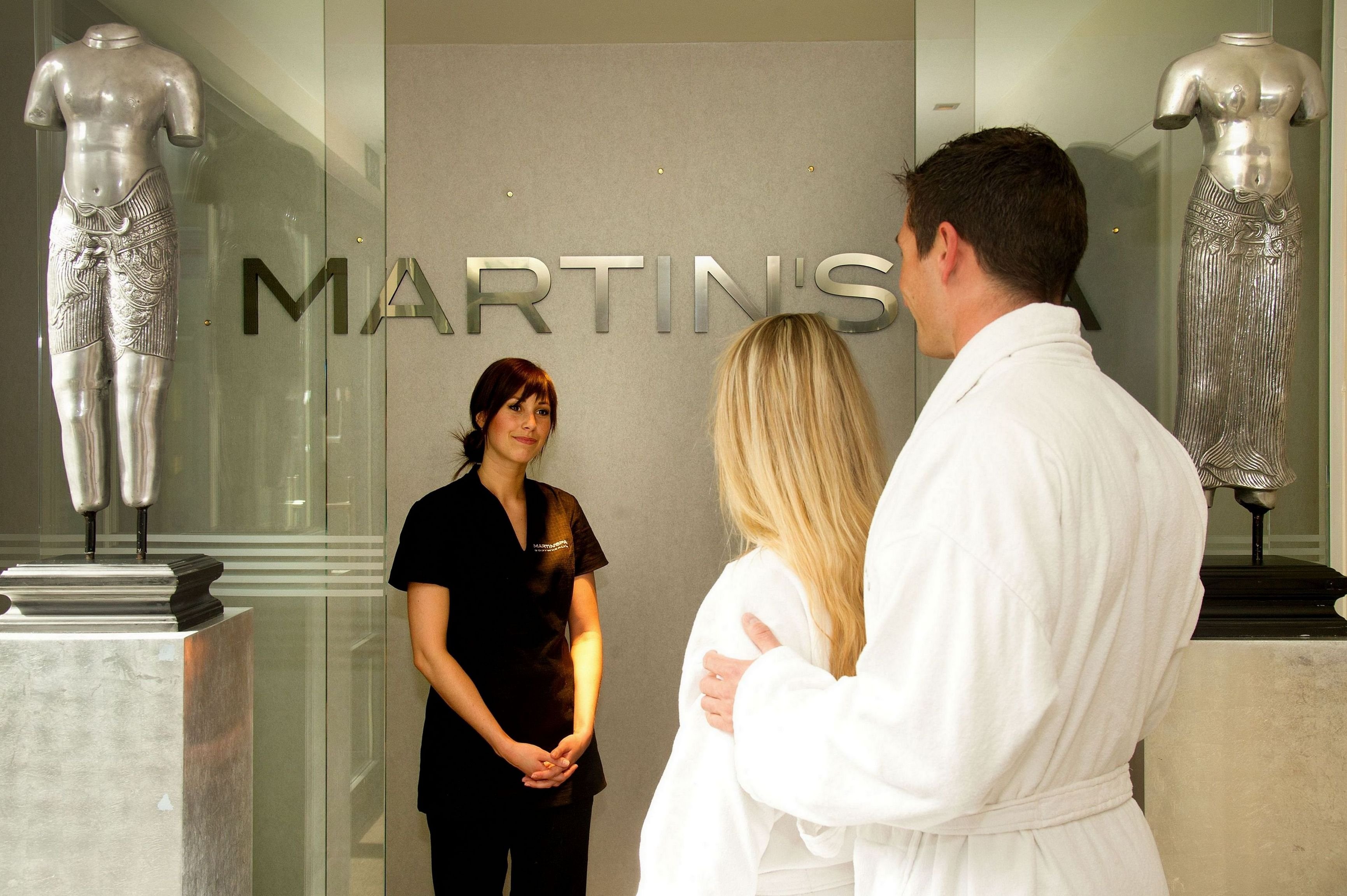 Martins Chateau Du Lac 2/9