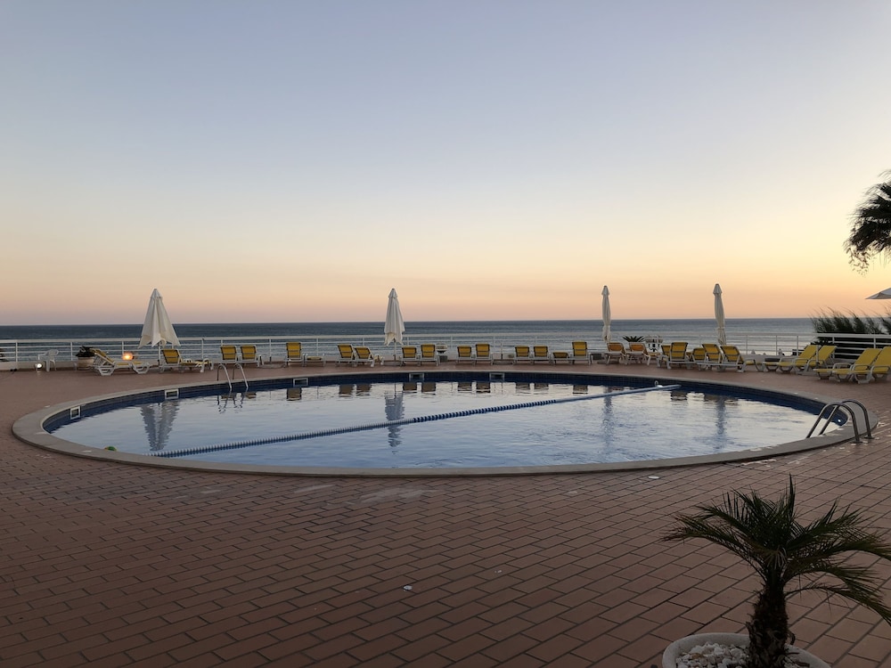 BORDA D AGUA APARTMENTS 67/75