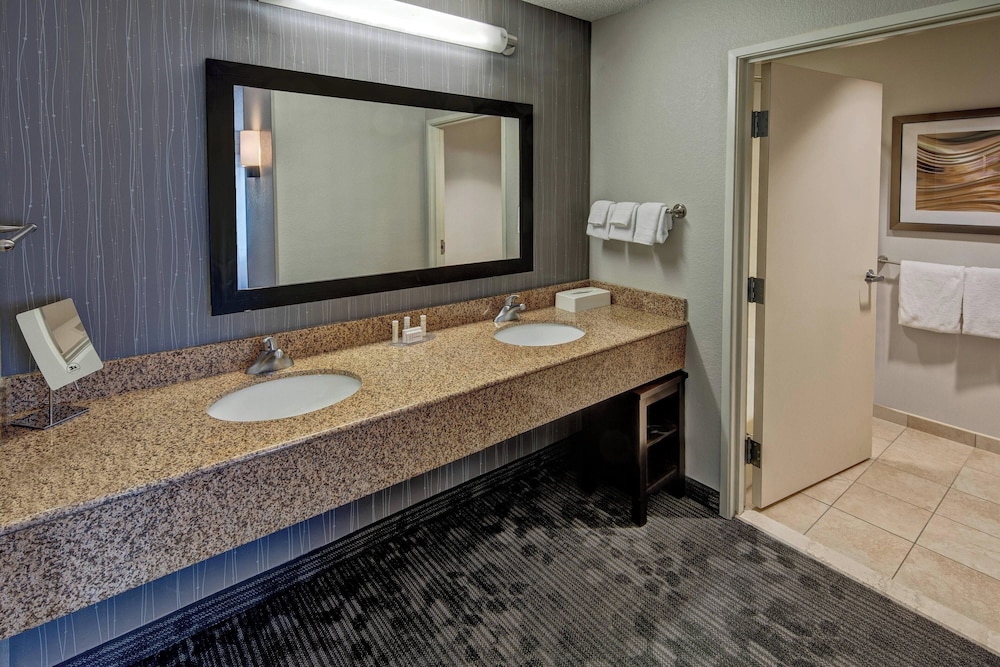 جناح بغرفة نوم واحدة، Courtyard by Marriott Troy 2/2