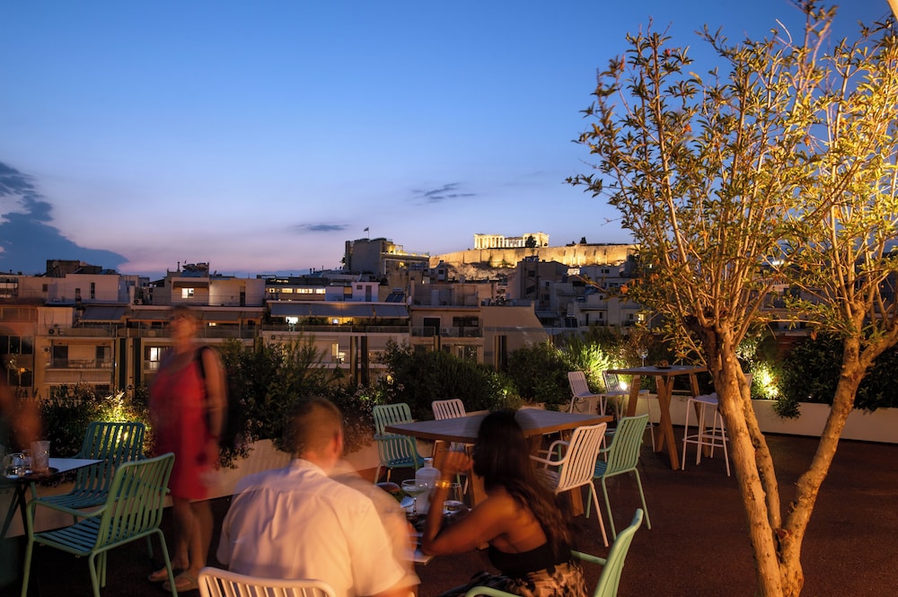 B4b Athens Signature Hotel 71/77