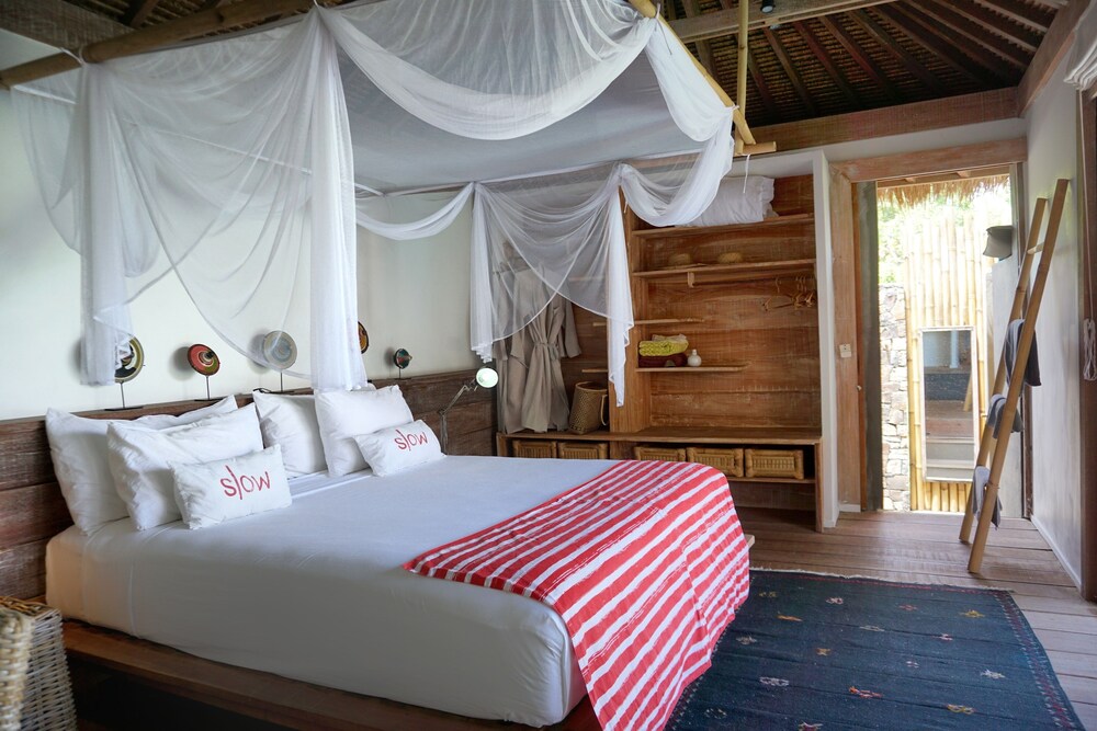 Slow Private Pool Villas 6/40