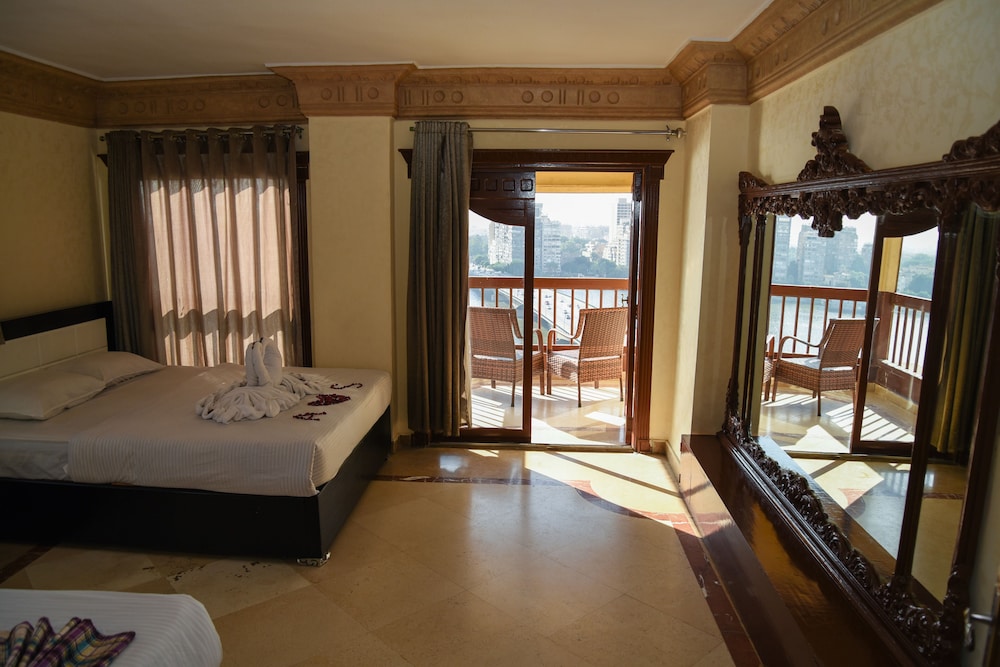 Nile Sky Suites Hotel 15/50